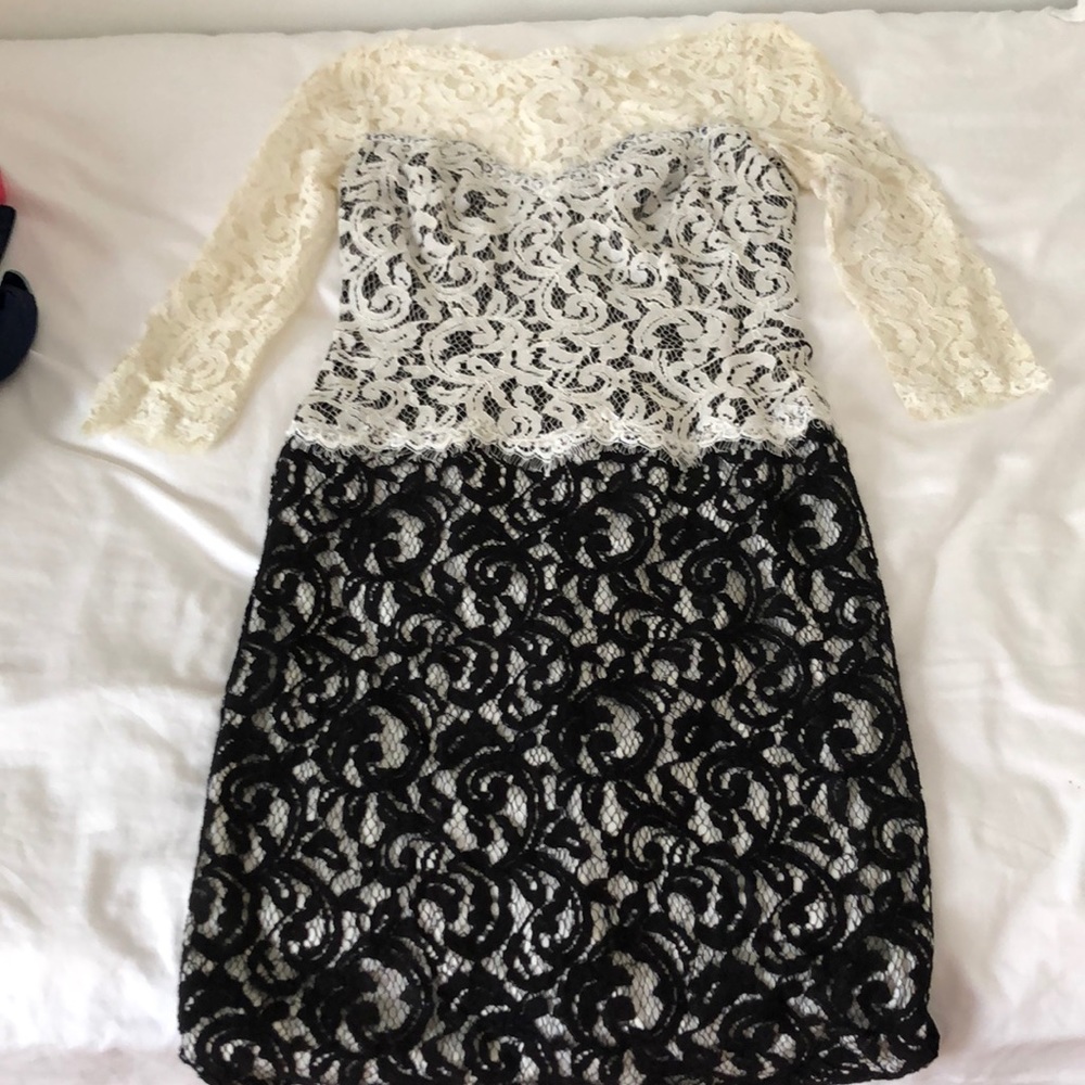 Tadashi Shoji elegant dress